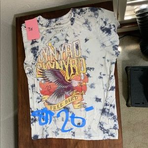 Lenard Skynard V-neck cutout tie dye tee